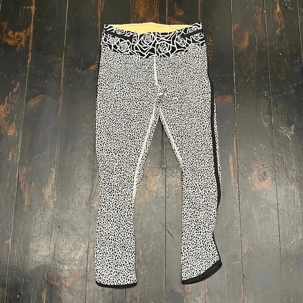 Women’s Lululemon Athletic Capris